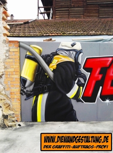 feuerwehrmann feuerwehr mauer billmaier die wandgestaltung graffiti sprayer auftrag